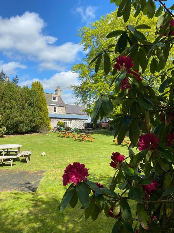 Bennachie Lodge Hotel In Kemnay Inverurie Exterior photo